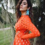 Jonita Gandhi Instagram - Let it hurt. Then let it go. 🌸 #ChalKoiNa