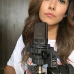 Jonita Gandhi Instagram - Waiting for a guy to sing this song to me and mean it. 🤓👻 Wherever you are, dedicating this song to myself on your behalf! Lol #missindependent #neyo @neyo #jonitasundaysingstagram #sundaysingstagram #singstagram #jonitagandhi #jonitamusic