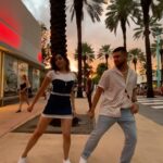 Jonita Gandhi Instagram - Here's hoping our choreographers don't kill us 🤪! Couldn't waste a stunning sunset in Miami 😍 @iammickeysingh #dancereel #bloopers #jonitagandhi #mickeysingh #raati4am @aathirarajeevofficial @andre_apd @treehousevht