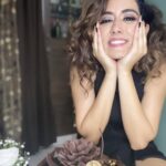 Jonita Gandhi Instagram – This cake is for all of YOU! Thank you allllll for the sweet messages and gestures, the abundance of love ❤️❤️❤️ I feel blessed and grateful to have you all here with me! #23 #itsmybirthday #thankyou