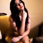 Jonita Gandhi Instagram – Going for the goldddd 🏆
@siimawards #aboutlastnight 

Photo @krishspics
Outfit @saulee
Jewellery @dolsunjewelsofficial
Footwear @aands_official
Styled by @anshikaav
Makeup by @nk_makeupstudiodubai Dubai UAE