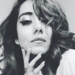 Jonita Gandhi Instagram - 1, 2, 3, or 4?