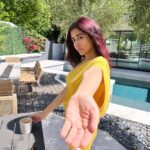 Jonita Gandhi Instagram – ☀️☕️🫶🏼