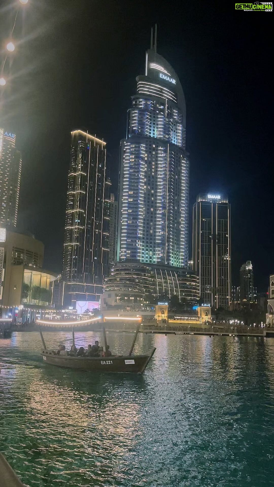 Joy Crizildaa Instagram - #dubai🇦🇪 #dubainights