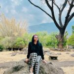 Joy Crizildaa Instagram – “Adopt the pace of nature.
Her secret is patience.”

👚 : @veromodaindia 
👖 : @hm 
👡 : @tedbaker 
🕶 : @dolcegabbana Masanagudi Forest