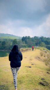 Joy Crizildaa Instagram - #nature #naturelover #adventure #roadtrip #instagram #instareels #instamood #instalove 

📸 @vigneshveeracholan