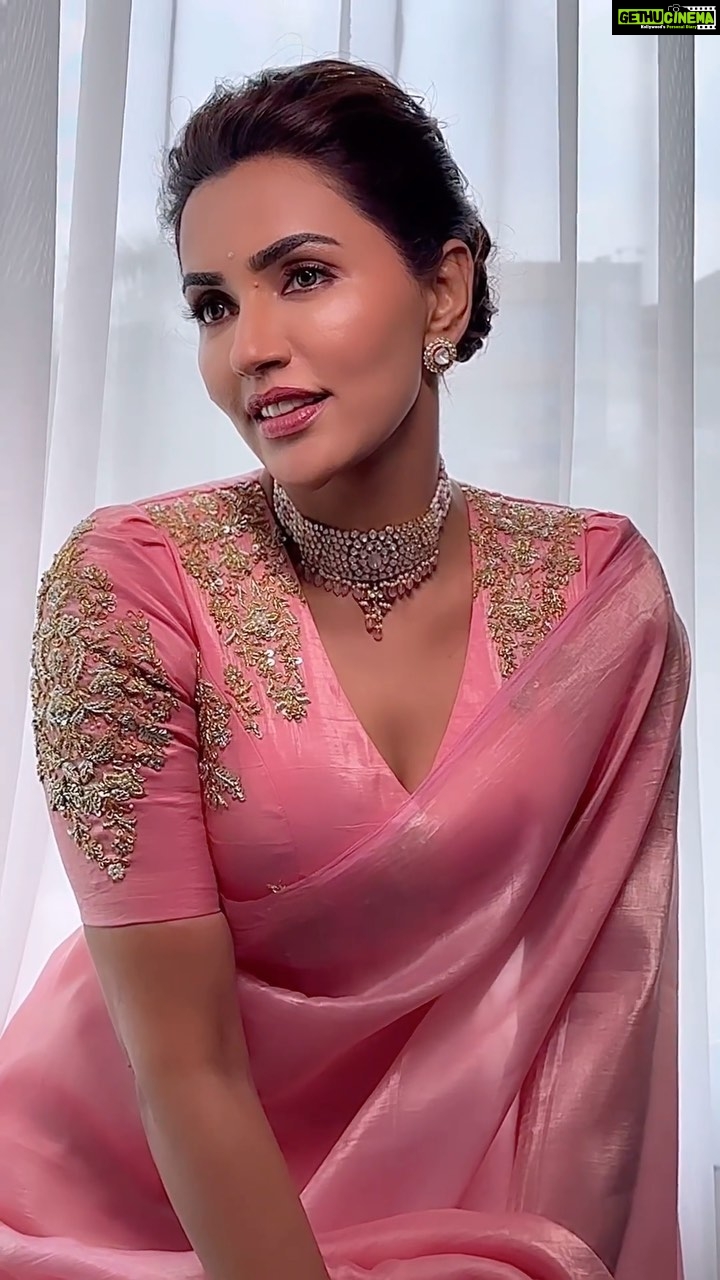 Joy Crizildaa Instagram - Just 💕💕💖💗💞💓 Makeup @reenapaiva Hair @venki_hairstylist Styled by @joycrizildaa Wearing @savinidii_official Jewellary @mspinkpantherjewel Location @crowneplazachn #aksharagowda #stylishtamilachi #aksharagowdabikki #stylishtamizhachi #chennai #barbie #barbiedoll #barbiestyle #barbiemovie Crowne Plaza Chennai Adyar Park