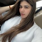 Kainaat Arora Instagram – Peaceful … !!! Blissful saturdays 💕
.
.
.
.
#Shukran ♥️