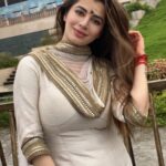 Kainaat Arora Instagram – Na punyam na papam ,na saukhyam ,na duhkham
Na mantro na ,tirtham ,na vedah ,na yajnah
Aham bhojanam naiva bhojyam na bhotka
Chidananda rupah shivo’ham shivo’ham
Chidananda rupah shivo’ham shivo’ham
Chidananda rupah shivo’ham shivo’ham
🔱🌈🕉️
.
.
.
.
#TravelStories #spiritualawakening #spiritualjourney #spiritualconnection #shivohamshivoham  #kainnataroraa #kainaatarora 🔱🔱🔱