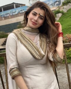 Kainaat Arora Instagram - Na punyam na papam ,na saukhyam ,na duhkham
Na mantro na ,tirtham ,na vedah ,na yajnah
Aham bhojanam naiva bhojyam na bhotka
Chidananda rupah shivo'ham shivo'ham
Chidananda rupah shivo'ham shivo'ham
Chidananda rupah shivo'ham shivo'ham
🔱🌈🕉️
.
.
.
.
#TravelStories #spiritualawakening #spiritualjourney #spiritualconnection #shivohamshivoham  #kainnataroraa #kainaatarora 🔱🔱🔱