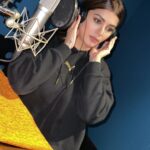 Kainaat Arora Instagram - Dubbing scenes .. #WorkMode . . . . #kainnataroraa