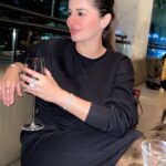 Kainaat Arora Instagram - Love Your Mess .. . . . . #Sundaysss.. #kainnataroraa #weekends #Goodtimes #Kainaatarora #Vibing