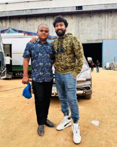 Kalaiyarasan Instagram - Schedule pack up 
#Ntr30 
@jrntr sir 
@siva_koratala sir
@rathnaveludop sir 

Thank you boys @karthik_makeup_artist 
@maratamilan_moorthi 
@aatipamulavenkatesh 
@sattabala7 ❤️❤️❤️❤️