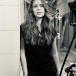Kalki Koechlin Instagram - French or Indian? Young or old? Pretty or ‘unconventional’? #lovemyidentitycrisis #allkindsofme #gratefulforthecolours 📷 @ana_lopes_gomes