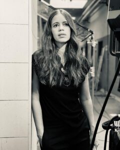 Kalki Koechlin Instagram - French or Indian? Young or old? Pretty or ‘unconventional’? 
#lovemyidentitycrisis
#allkindsofme
#gratefulforthecolours 
📷 @ana_lopes_gomes