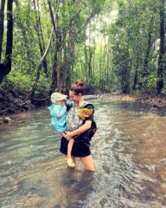 Kalki Koechlin Instagram - Monsoon walks
#streamsturnintorivers