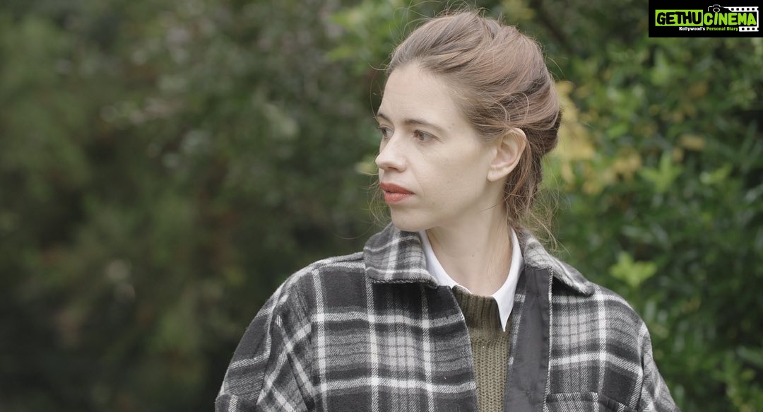 Kalki Koechlin Instagram - With a little help from my crew… About my personal life during the shoot of @goldfishthefilm It was my first film after becoming a mother, my partner couldn’t come as he was working, my nanny didn’t get a visa as Covid rules were strict and I was having to get a nanny locally in London which we had only interviewed on zoom and trying to acclimatise my daughter to her over ten days. It was the night before shoot, it was late, I was exhausted and my daughter was clinging to me like a koala, screaming, refusing to go near ‘Nanny ‘manda’ . I sat her down and said ‘Saf, I really, really want to do this film, it’s my first one in two years, and it means a lot to me. I promise I’ll be here every morning and every night for you, but in the day could you go with Nanny ‘manda?’ She went right to sleep after that and the first thing she said in the morning was ‘Where’s Nanny ‘manda?’🥰 My director, producer and the whole crew worked around my needs, getting the right help, limiting night shoots and providing a safe environment for my daughter while I worked. It doesn’t happen often on sets, and that kind of awareness not only helps mothers feel comfortable at work, but facilitates the best work out of us. #motherswhowork #actorbydaymotherbynight #intheatres1stseptember @deepti.naval @kalkikanmani @rajitkapurofficial @slight_diversion @anuragkashyap10 @mok.shaa @ravinjganatra @whoisomarkhan @harryatters #shanayarafaat @pericles_snowdon @real_noa_bodner @ashraf.ej @komalamee @richardcorgan @surabhirumbles @apurva_official #arghyalahiri @worksforyael @bhuvaneshben @mannysamra_mua @ruby_todd_art @kellytoode @george.is.lazy @priyanka_asera @muzzammilhashmidop @nizah_e @andresoundspeed @dan_the_soundie #Stephanie @sangeetamattachhabria @itsshreeyasharma @tapasrelia @shuktisharma #Gordonwarnecke #Bhartipatel #Petermair #pradippatil #martino #Rosie #Sherry #pushankripalani @goldfishthefilm