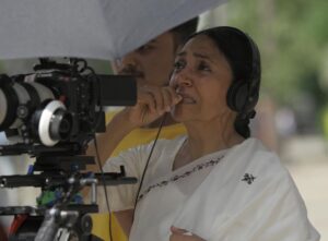 Kalki Koechlin Instagram - This woman!
 
Today’s @goldfishthefilm story is about my legendary co actor @deepti.naval 
We all know her charm from 80’s hits like Chashme Badoor and Saath Saath, she is an accomplished painter, writer and director but continues to be fierce and full of life on screen. When I first met her on the set of @goldfishthefilm @deepti.naval was quiet in readings, she would ask the occasional question, mutter the lines so I could barely hear them, and smile at me lovingly. But as soon as the camera was rolling, she was a different person, assertive, full of the confusion and emotional layering of a mother losing her memory, after having lost her husband and not far from losing her daughter. She was full of fire and forgiveness and kept me on my toes during the shoot. She is a wonder to watch on screen.
Cute trivia: she wore her own beautiful old sarees in the film, bringing another layer of realness to the character of Sadhana. 

#intheatreson1stseptember
@goldfishthefilm 
BTS photos @apurva_official 
@deepti.naval @kalkikanmani @rajitkapurofficial @slight_diversion @anuragkashyap10 @mok.shaa @ravinjganatra @whoisomarkhan @harryatters #shanayarafaat @pericles_snowdon @real_noa_bodner @ashraf.ej @komalamee @richardcorgan @surabhirumbles @apurva_official #arghyalahiri @worksforyael @bhuvaneshben @mannysamra_mua @ruby_todd_art @kellytoode @george.is.lazy @priyanka_asera @muzzammilhashmidop @nizah_e @andresoundspeed @dan_the_soundie #Stephanie @sangeetamattachhabria @itsshreeyasharma @tapasrelia @shuktisharma #Gordonwarnecke #Bhartipatel #Petermair #pradippatil #martino #Rosie #Sherry #pushankripalani @goldfishthefilm
