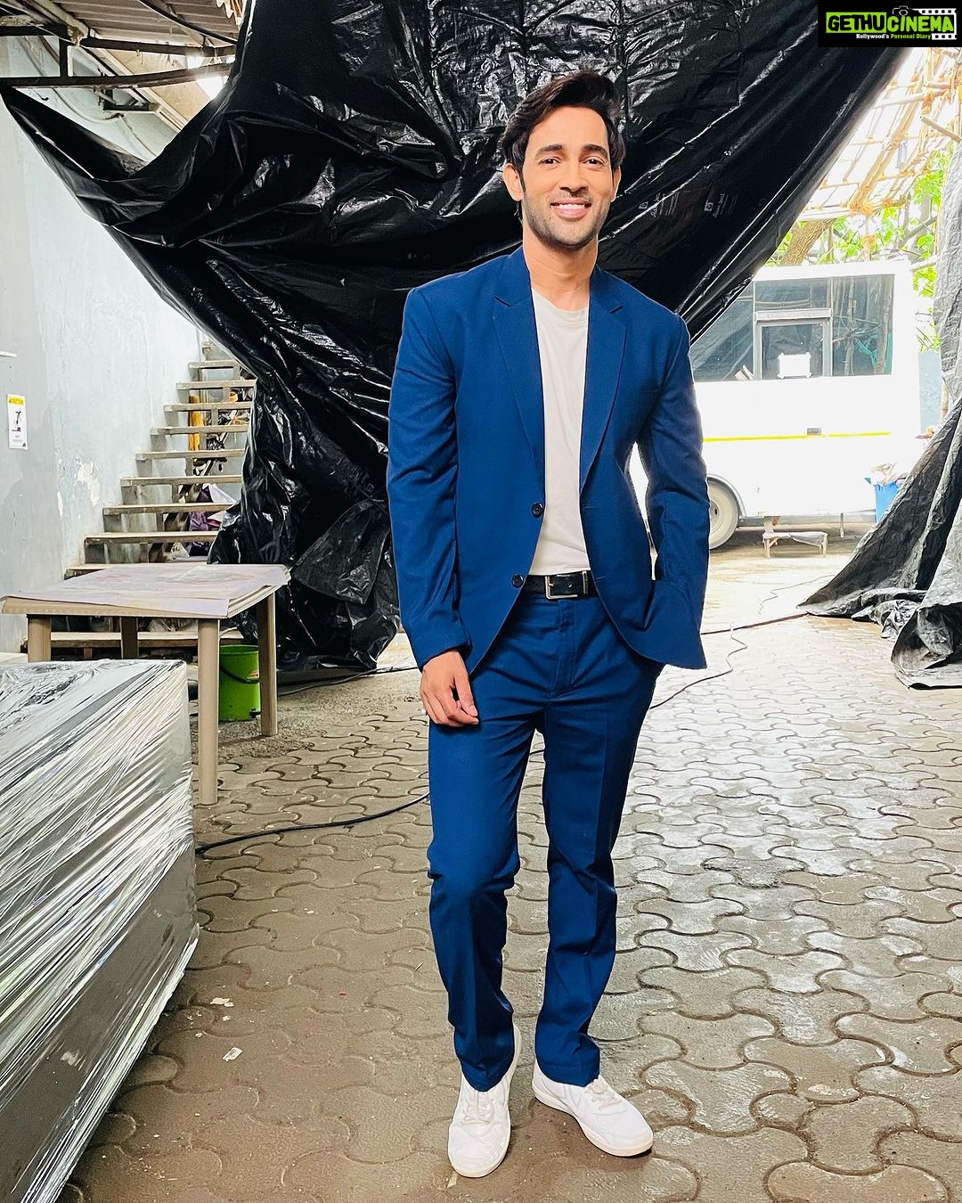 Karan Sharma Instagram - #waglekiduniya - PULKIT IS COMING tomorrow to meet you all @sonysab @waglekiduniyafamilygroup .stay connected 🤗 . . . #karansharma #comingsoon