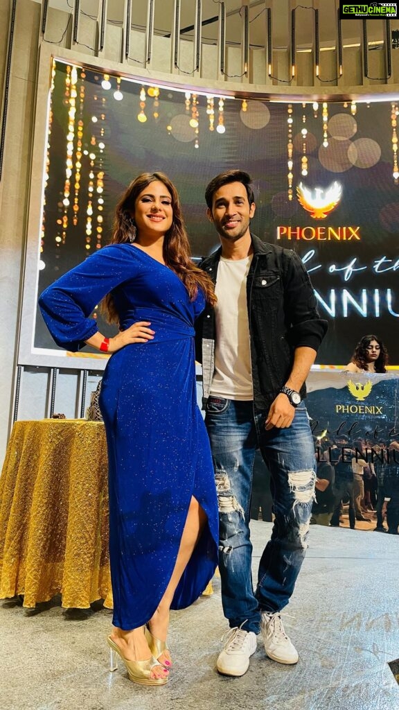 Karan Sharma Instagram - Had great time last night @phoenix_millennium @onimakashyap @sandeepdharma_official .. ❤😎 ! . . . #newmall #pune #phoenixmall #karansharma #onimakashyap
