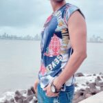 Karan Sharma Instagram - Walking on marine drive is ❤️ ! . . #marinedrive #mumbai #karansharma