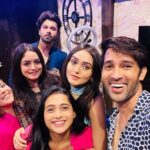 Karan Sharma Instagram - Had so much fun last night at your birthday celebration bro @avinashmukherjee_ Have a would year ahead! … enjoyed meeting you all after long time @tanyasharma27 @radhikamuthukumar_official @nehaharsora_ @vibha_bhagat 😍🤗!