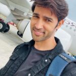 Karan Sharma Instagram - Fly up in the sky 😎… . . #fly #karansharma