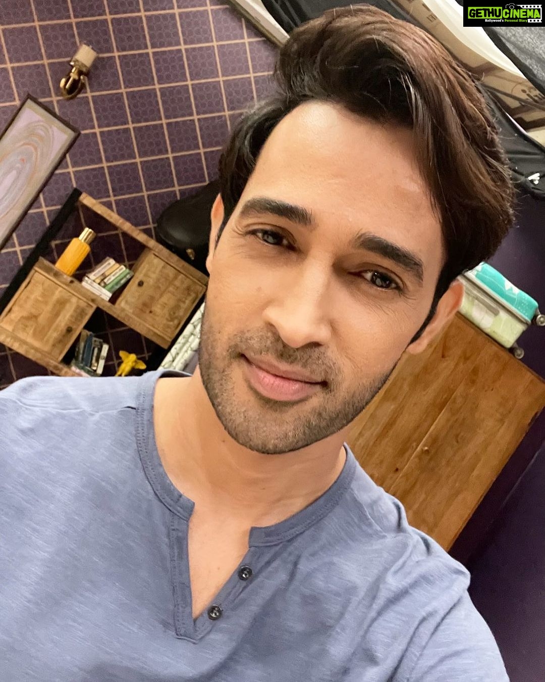 Karan Sharma Instagram - 🥰 #selflove #selfie . . #karansharma