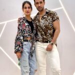 Karan Sharma Instagram - Happy wala birthday lil sis @shivanisemwal954 ❤️ … . . you are a strong girl in our family after me 😜… but in future you might have to lead . So be more strong n be lil diplomatic. Don’t be so straightforward . Don’t be so polite - kind etc .. This world is not the way you think it is .. so be careful n keep up the good work ❤️🤗😘 . Once again Happy birthday 🥳! (Baki gyan ghar pe 😂😬)