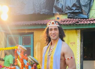 Karan Sharma Instagram - Happy krishnajanmashtami aap sabko 🙏😊 . . . #happykrishnajanmashtami #karansharma #blessings