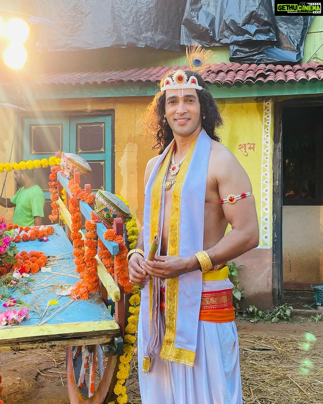Karan Sharma Instagram - Happy krishnajanmashtami aap sabko 🙏😊 . . . #happykrishnajanmashtami #karansharma #blessings