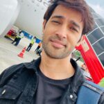 Karan Sharma Instagram - Fly up in the sky 😎… . . #fly #karansharma