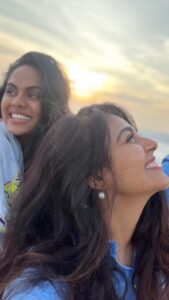 Karthika Nair Instagram - Love you @karthika_nair9 🥰🥰🥰 who is that person in your life? Comment below 🥰🥳🥰

#reelsinstagram #friendship #goal #love #monalofthestory #imqueen👸🏻👑