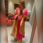 Kashish Singh Instagram - 💞YOUR IMPERFECTIONS MAKE YOU UNIQUE💞 #bellavitakashish Anand Kashi by the Ganges