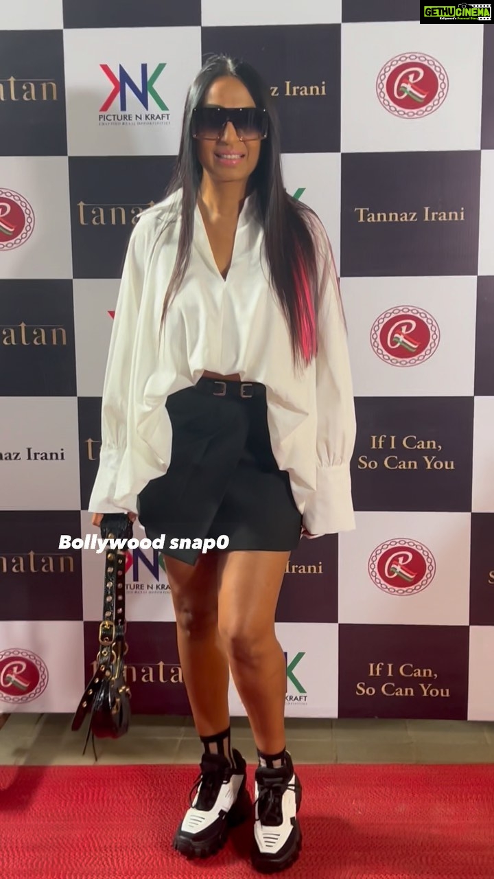 Kashmera Shah Instagram - Kashmera Shah At book launch of tannaz irani ❤️🤍 @kashmera1 Tanatan