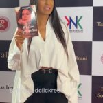 Kashmera Shah Instagram - Kashmera Shah Spotted At Studded Book Launch Of Tannaz Irani