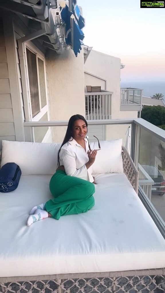 Kashmera Shah Instagram - At the gorgeous house of @amohin and @scholzy6 at #lagunabeach. This place is beyond beautiful. Thank you for having me here #love #beautiful #casa #house #beach #usa