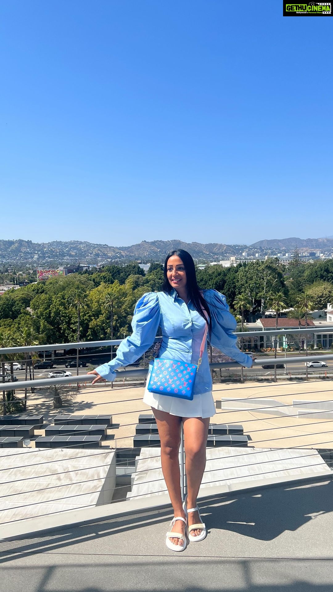 Kashmera Shah Instagram - #losangeles #westhollywood #kashmerashah #kashmirashah #love @krushna30 @rishaabchauhaan #swagsesolo