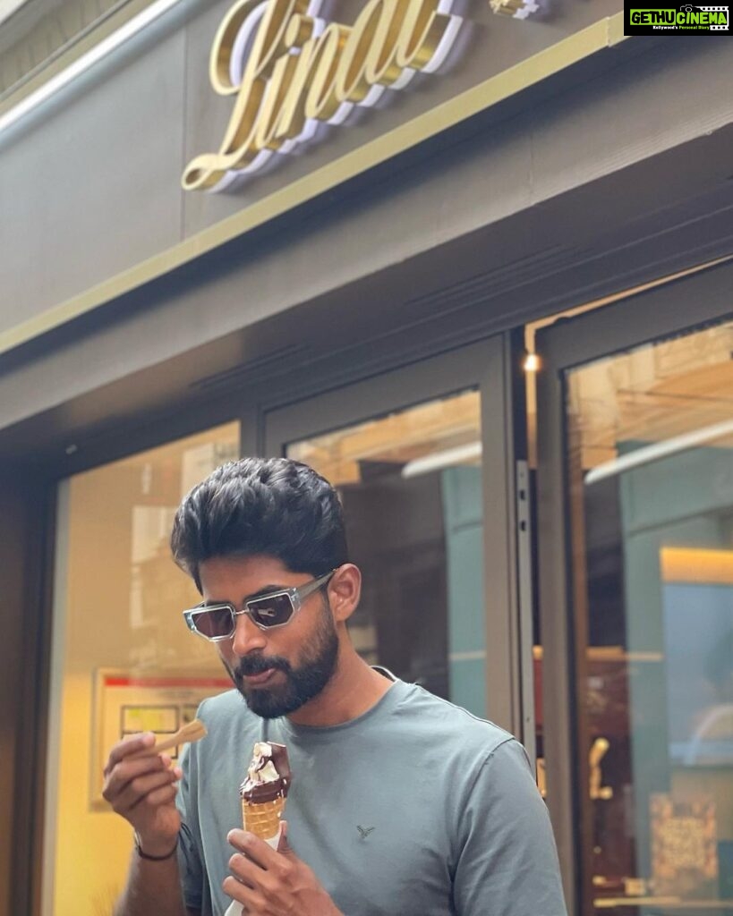 Kathir Instagram - Meant for each other🍦 . . . #Paris #icecream #Lindt #Throwback
