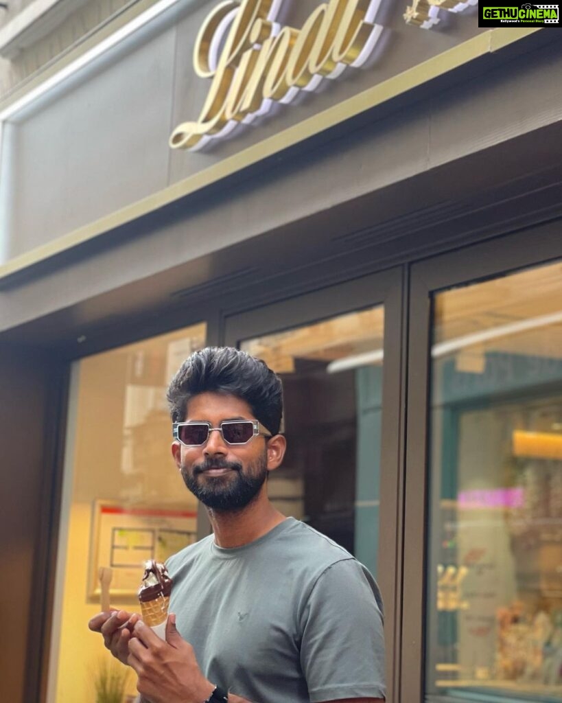 Kathir Instagram - Meant for each other🍦 . . . #Paris #icecream #Lindt #Throwback
