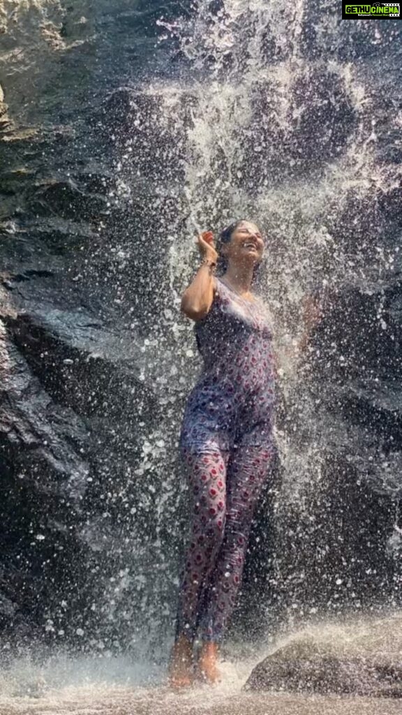 Keerthi Pandian Instagram - Water water water water !!!! Never ending love for water 💙 Just sitting under the falls was meditative 🔱 #waterbaby #waterfalls #skiptothegoodpart
