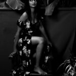 Keerthi Pandian Instagram - 🐈‍⬛ Photography : @palaniappansubramanyam Hair & Make Up : @reenapaiva #jungle #shoot #blackandwhite