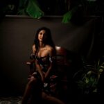Keerthi Pandian Instagram - Mind to Wilderness 🌿 Photography : @palaniappansubramanyam Hair & Make Up : @reenapaiva