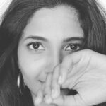 Keerthi Pandian Instagram - Always 🌕 #ionlyhaveeyesforyou