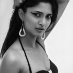 Keerthi Pandian Instagram - Devil on her team 🕷 #monochrome Make up @makeupartistrybykavithasekar Photography and retouching @lakshmiijagan