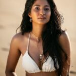 Keerthi Pandian Instagram - GOLDWING 🔥 With the wonder team ♥️ Photography & Retouching : @lakshmiijagan Assisted by @chethichandhar Make up : @makeupartistrybykavithasekar Biggest Thanks to @mani_toneez for making this fitness journey the best! ♥️ #fitness #bodypositivity #youropinionisnotmyresponsbility #selflovealways