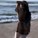 Keerthi Pandian Instagram - Piece Of Me ✨ @lakshmiijagan @makeupartistrybykavithasekar @chethichandhar #bodypositivity #selflovealways #youropinionisnotmyresponsbility #fitness #btsreels #beachshoot #bigginishoot #reelitfeelit #pieceofme