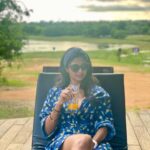 Keerthi Pandian Instagram – Photo dump #2 Lanka ’21 :

Blue and I 🦋
Blue blue everywhere!

#travel #srilanka #waterbaby Sri Lanka