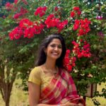 Keerthi Pandian Instagram - இனிய பொங்கல் நல்வாழ்த்துக்கள் ♥️ May this festival bring joy, love and everything you wish for in abundance! ♥️🔥 #pongal #tirunelveli திருநெல்வேலி