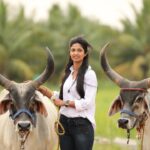 Keerthi Pandian Instagram - Say Hello to Rukkumani and Azhagi ♥️♥️ #thottam திருநெல்வேலி